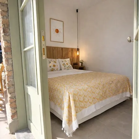 Kumkat Hotel