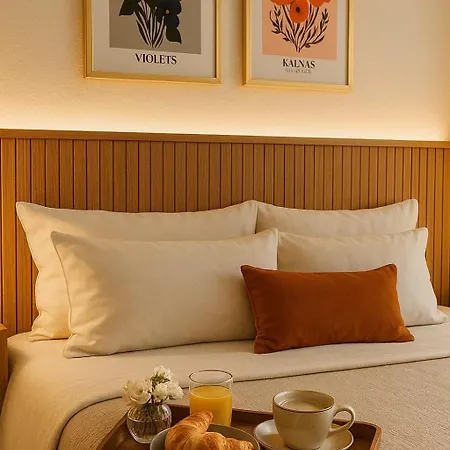 Kumkat Hotel